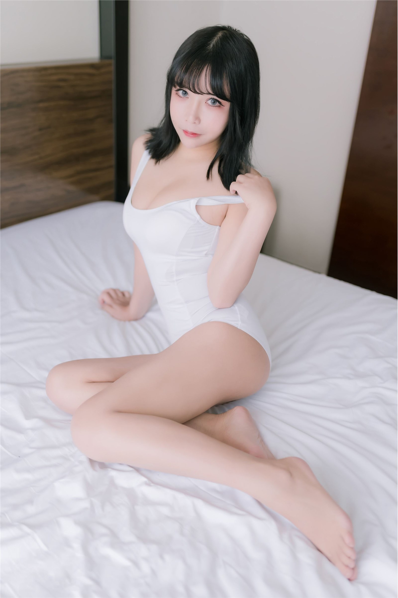 Take Mo Zi NO.19 onesie white(1)